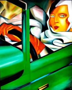 Fürstin der Straße von Eva Leopoldi nach Selbstporträt im grünen Bugatti von Tamara Lempicka vor So oder anders nach Diesem oder Jenem Seidenbild von Eva Leopoldi, das das Selbstbildnis von Tamra Lempicka widergibt.
